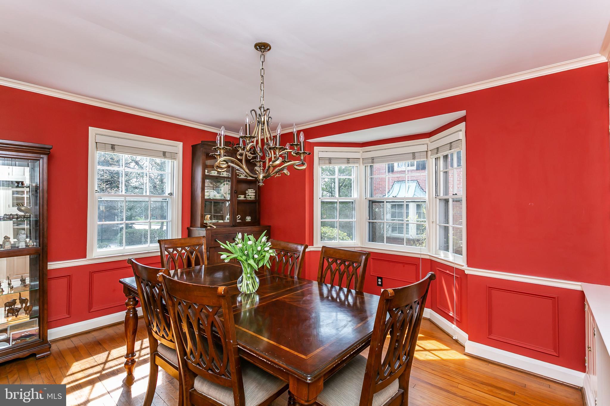 5502 Springlake Way Baltimore, MD 21212 - Photo 5 of 39 Dining Room