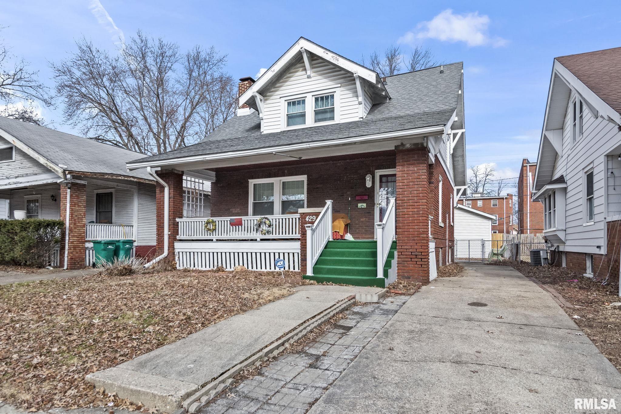 429 West Cook Street Springfield, IL 62704 - Photo 2 of 40