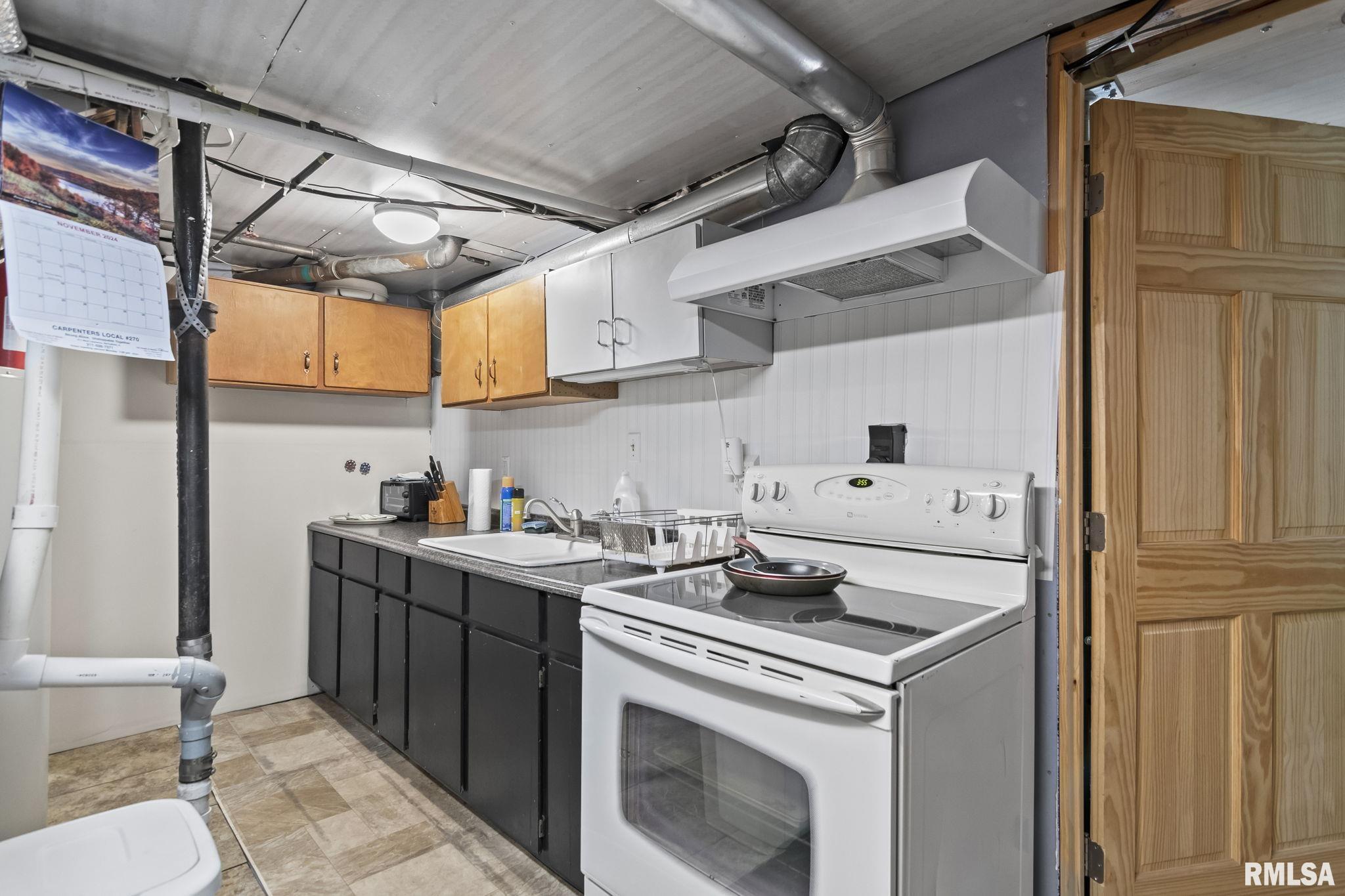 429 West Cook Street Springfield, IL 62704 - Photo 32 of 40