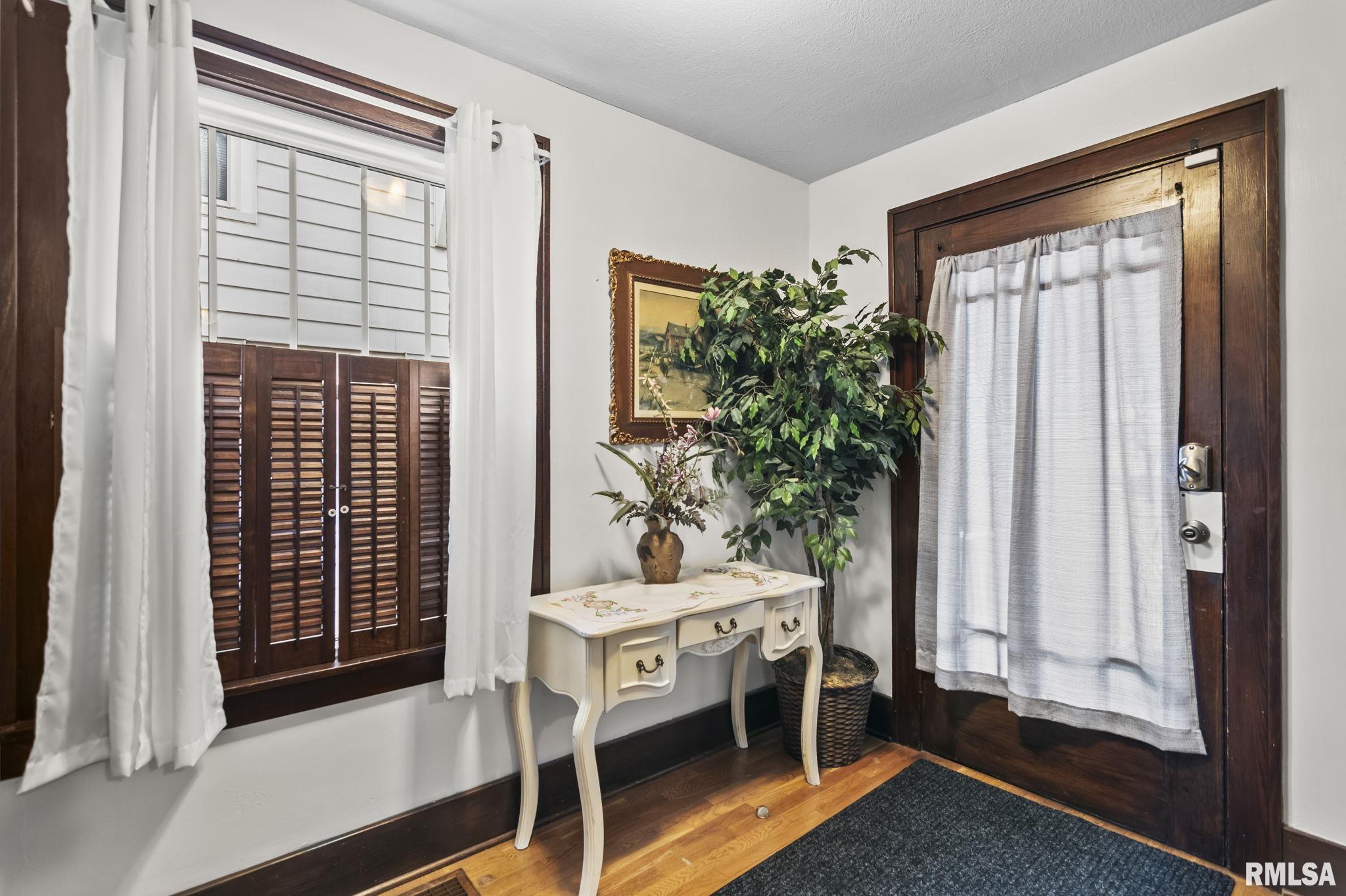 429 West Cook Street Springfield, IL 62704 - Photo 5 of 40