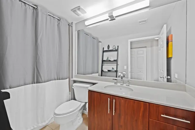 $425,000 | 2421 Northeast 65th Street, Unit 313, Fort Lauderdale, FL 33308