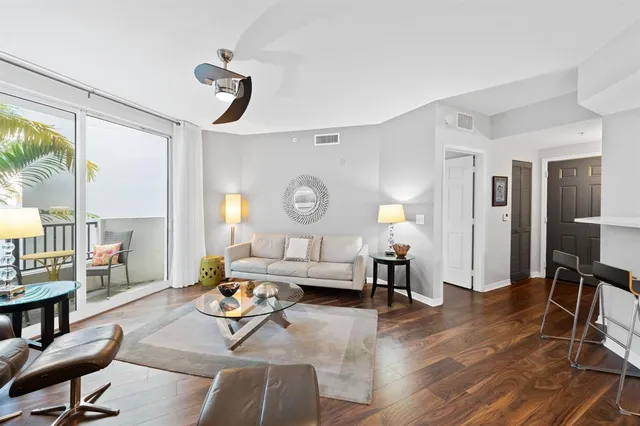 $425,000 | 2421 Northeast 65th Street, Unit 313, Fort Lauderdale, FL 33308