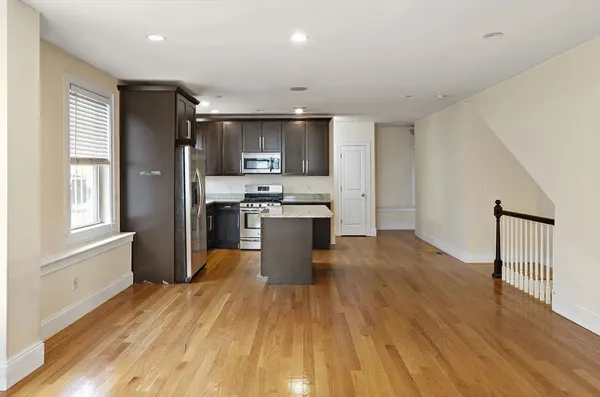 $3,600 | 178 West Fourth Street, Unit 1A, Boston, MA 02127