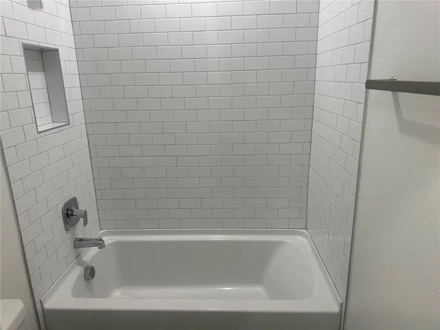 $2,750 | 7129 119th Court East, Palmetto, FL 34221