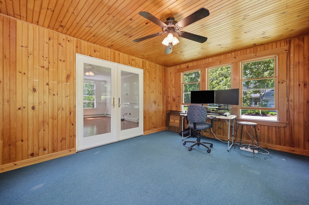 39 Beacon Street Amesbury, MA 01913 - Photo 18 of 41