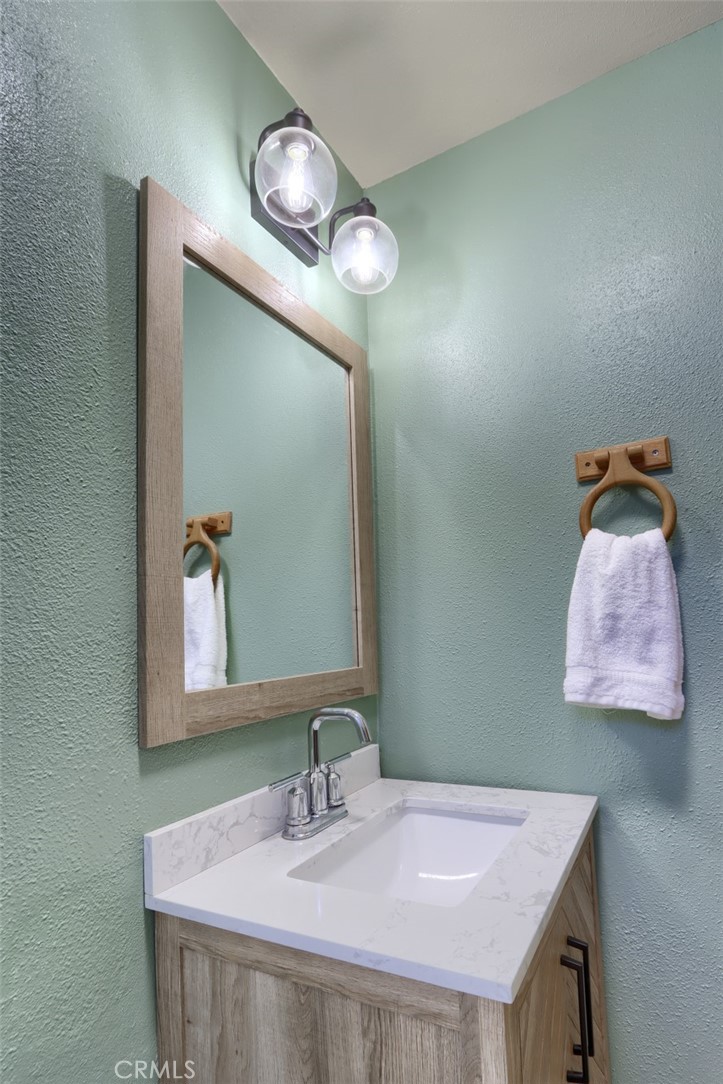 43016 Sunshine Mountain Road Oakhurst, CA 93644 - Photo 17 of 75