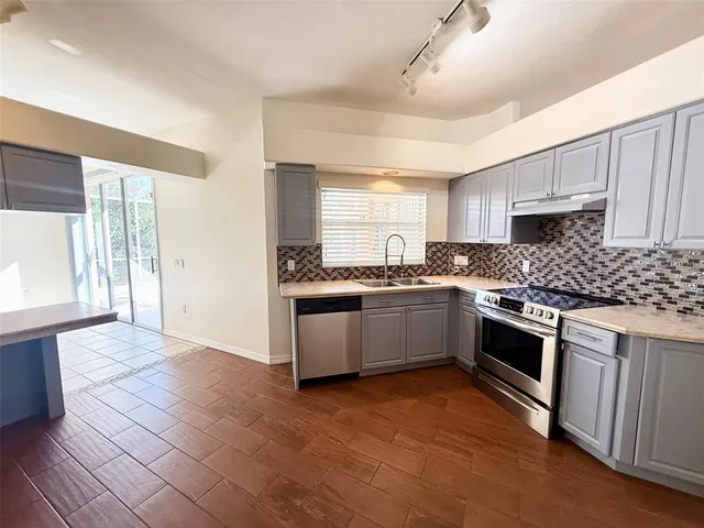 $499,950 | 7157 42nd Court East, Sarasota, FL 34243