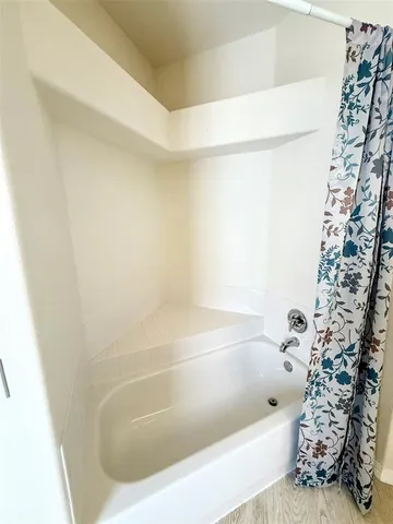 $499,950 | 7157 42nd Court East, Sarasota, FL 34243