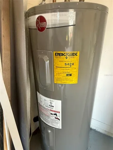 $499,950 | 7157 42nd Court East, Sarasota, FL 34243