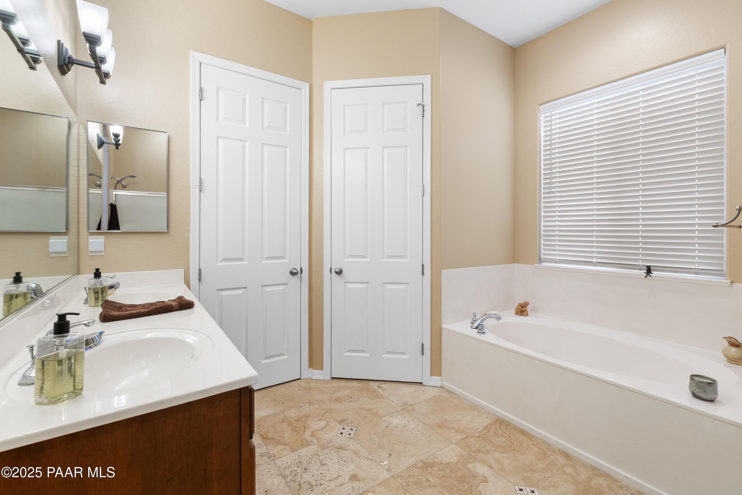 6582 Farmstead Road Prescott Valley, AZ 86314 - Photo 11 of 52 Primary Bathroom
