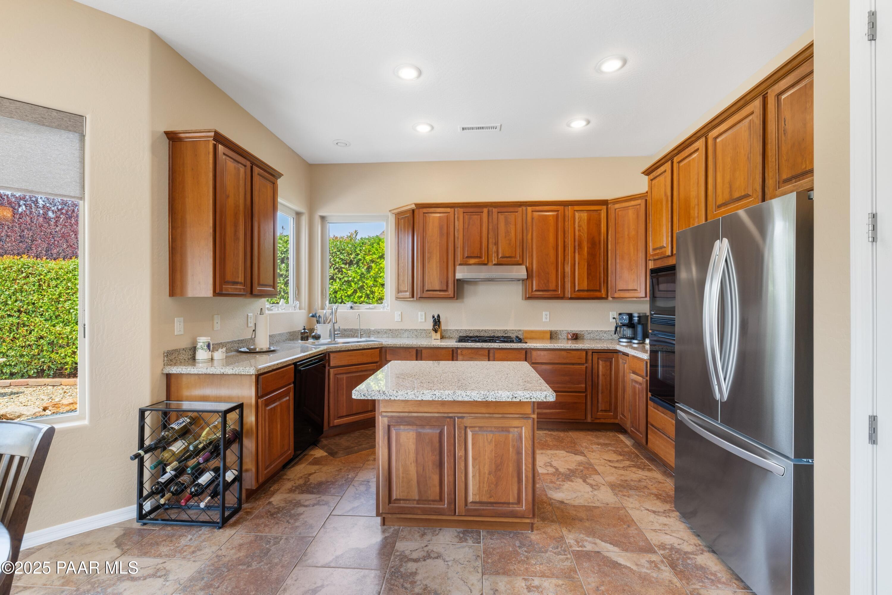 6582 Farmstead Road Prescott Valley, AZ 86314 - Photo 6 of 52 Kitchen
