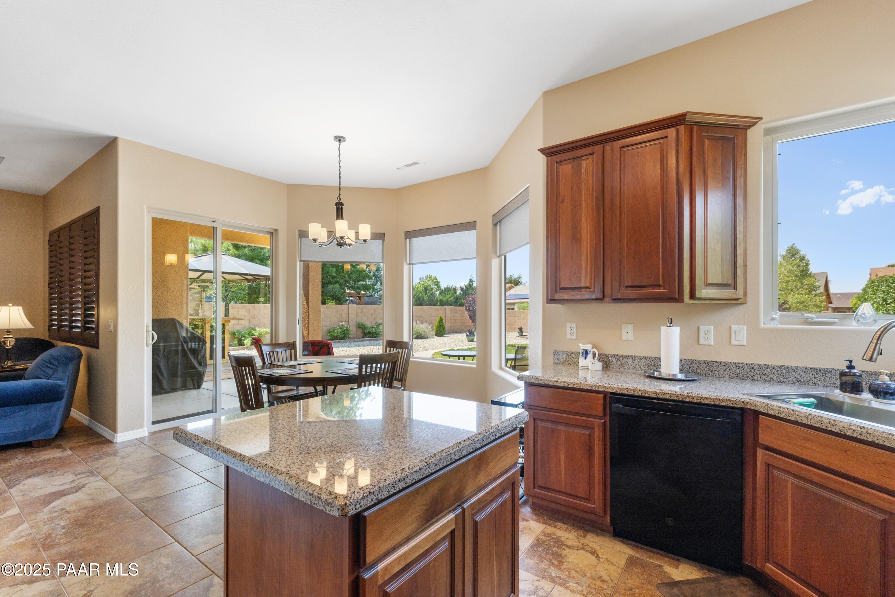 6582 Farmstead Road Prescott Valley, AZ 86314 - Photo 7 of 52 Kitchen