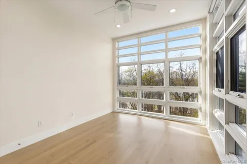 $599,000 | 30 Beekman Street, Unit 207, Beacon, NY 12508