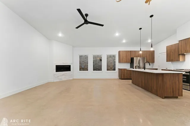 $5,550,000 | 4509-4535 22nd Place, Lubbock, TX 79407