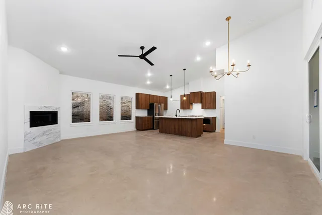 $5,550,000 | 4509-4535 22nd Place, Lubbock, TX 79407