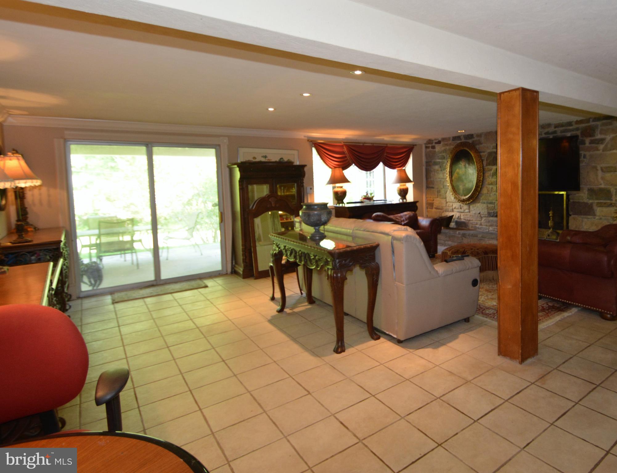 809 Colony Road Bryn Mawr, PA 19010 - Photo 19 of 22 Gallery Image 19