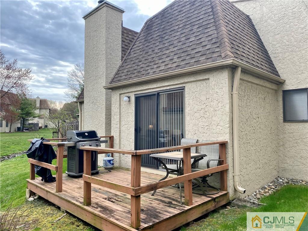 2 Park Gate Drive Edison, NJ 08820 - Photo 3 of 13