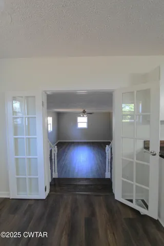 a view of room with a empty space