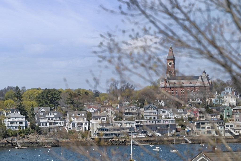 25 Foster Street Marblehead, MA 01945 - Photo 40 of 42 a view of a city
