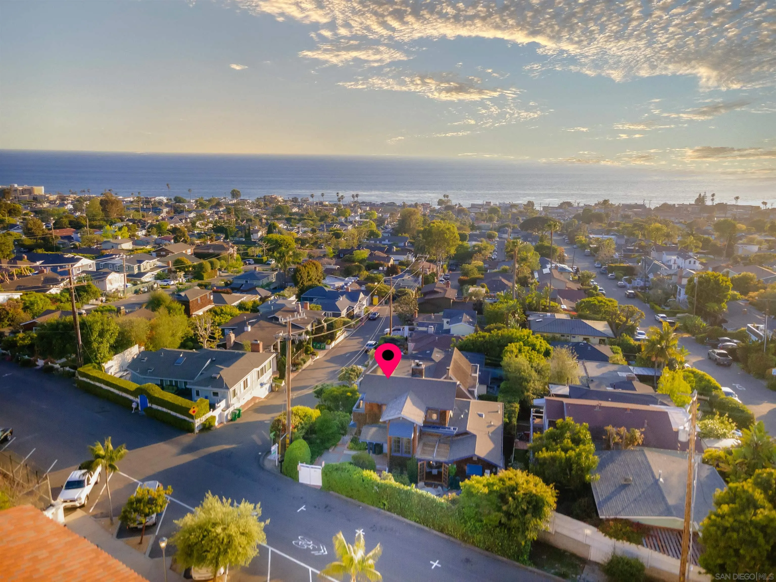 1041 Temple Terrace Laguna Beach, CA 92651 - Photo 40 of 43 an aerial view of residential houses with outdoor space