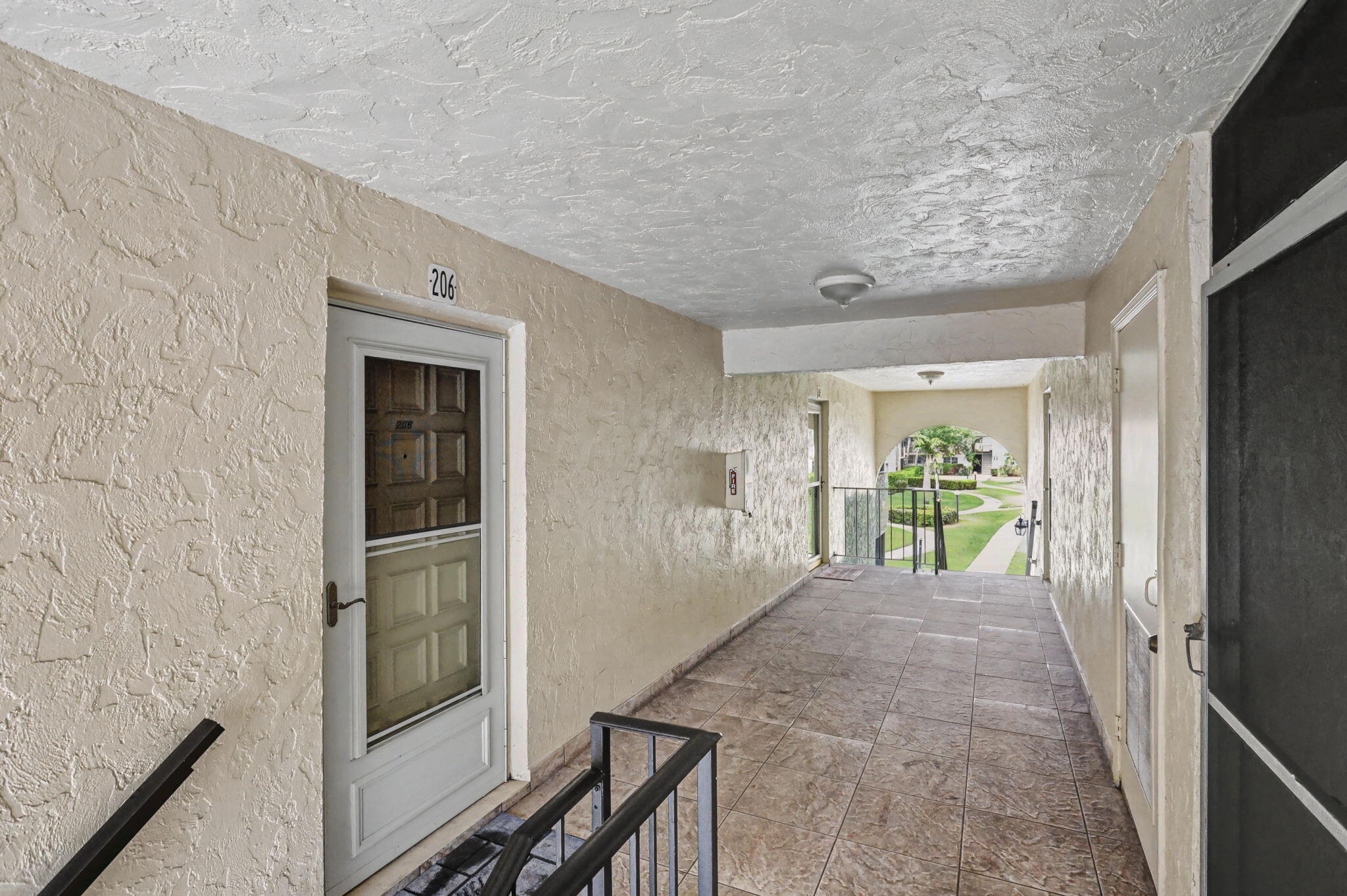 22805 Southwest 66th Avenue, Unit 206 Boca Raton, FL 33428 - Photo 5 of 23 5-web-or-mls-0E2A8107