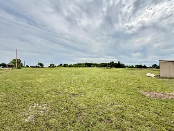$2,499 | 487 County Road 2622, Decatur, TX 76234