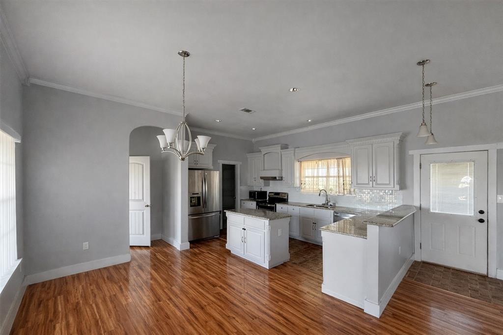 487 County Road 2622 Decatur, TX 76234 - Photo 4 of 18