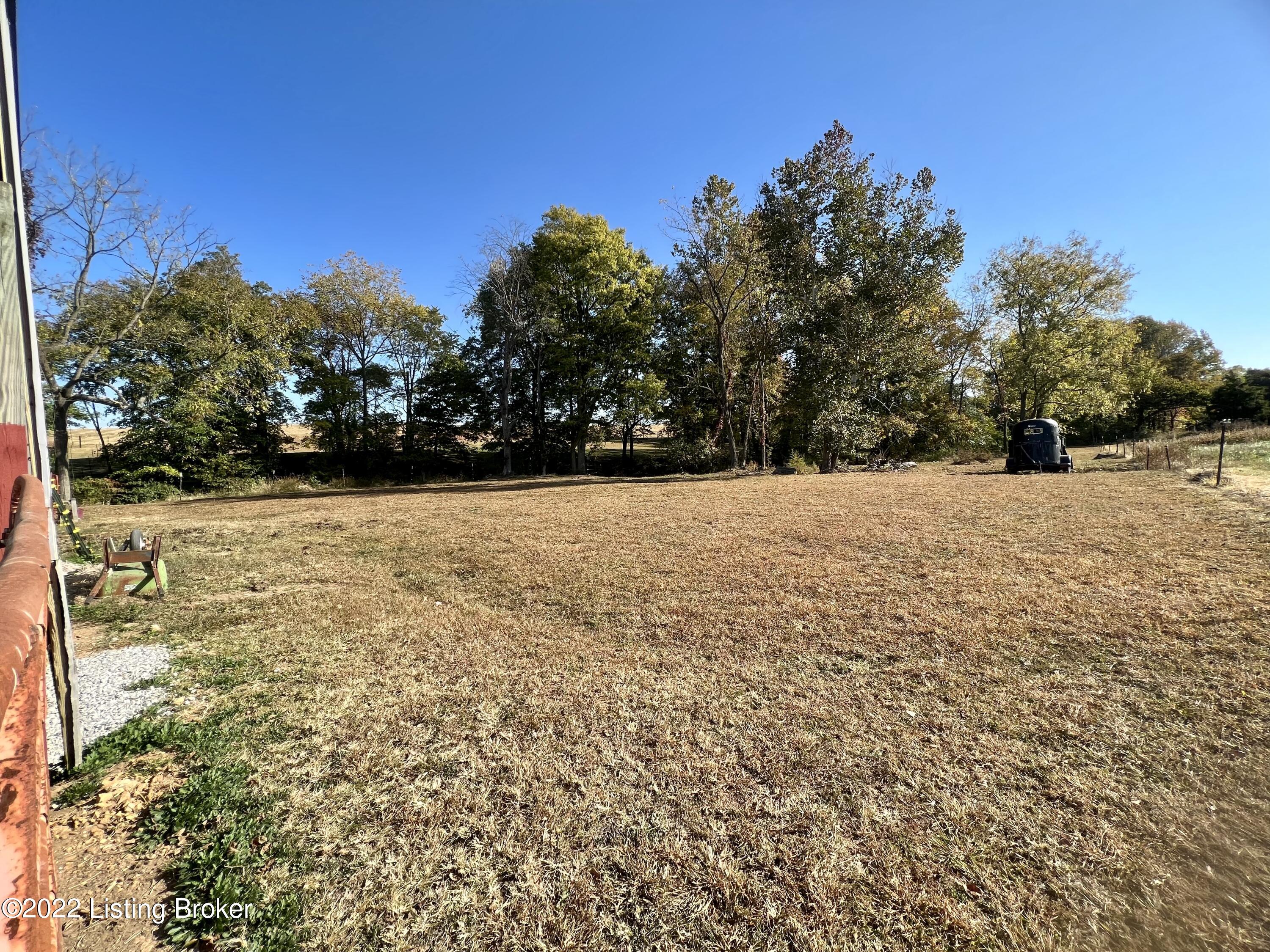 205 Alvin Brooks Road Buffalo, KY 42716 - Photo 33 of 41 958BC6EA-2127-4DE6-BDD8-B6D634F9F9DD