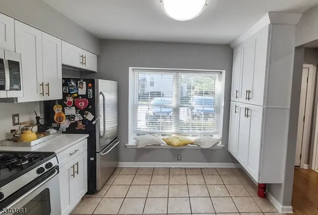 $2,850 | 440 Aldeburgh Avenue, Somerset, NJ 08873