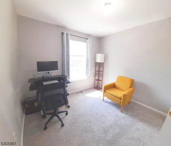 $2,850 | 440 Aldeburgh Avenue, Somerset, NJ 08873