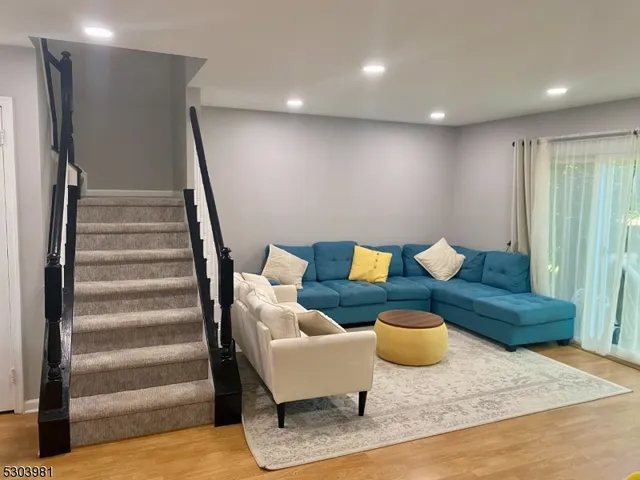 $2,850 | 440 Aldeburgh Avenue, Somerset, NJ 08873