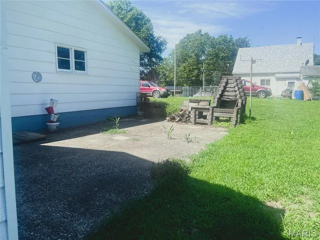 $74,900 | 238 North Main Street, Hillsboro, IL 62049