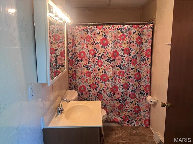 $74,900 | 238 North Main Street, Hillsboro, IL 62049