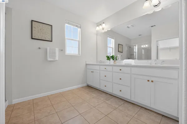 $780,000 | 1005 South Fowler Lane, Mountain House, CA 95391