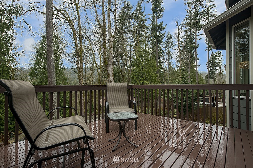 4906 Northeast 25th Street Renton, WA 98059 - Photo 11 of 24 Gallery Image 11