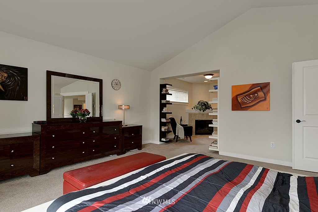 4906 Northeast 25th Street Renton, WA 98059 - Photo 13 of 24 Gallery Image 13