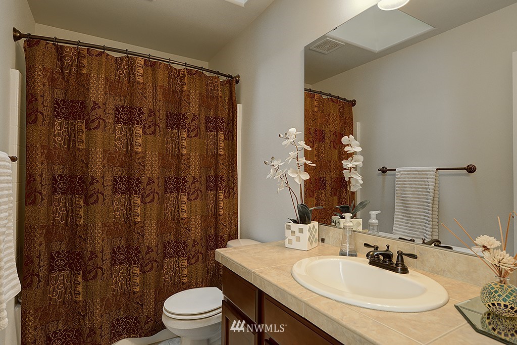 4906 Northeast 25th Street Renton, WA 98059 - Photo 20 of 24 Gallery Image 20