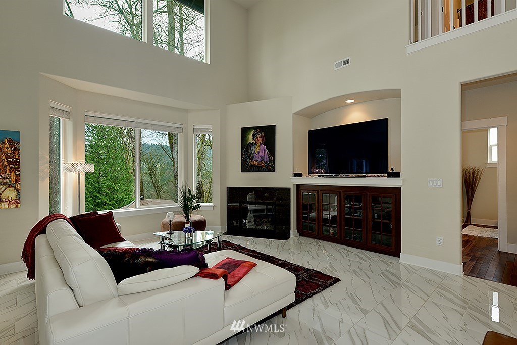 4906 Northeast 25th Street Renton, WA 98059 - Photo 7 of 24 Gallery Image 7