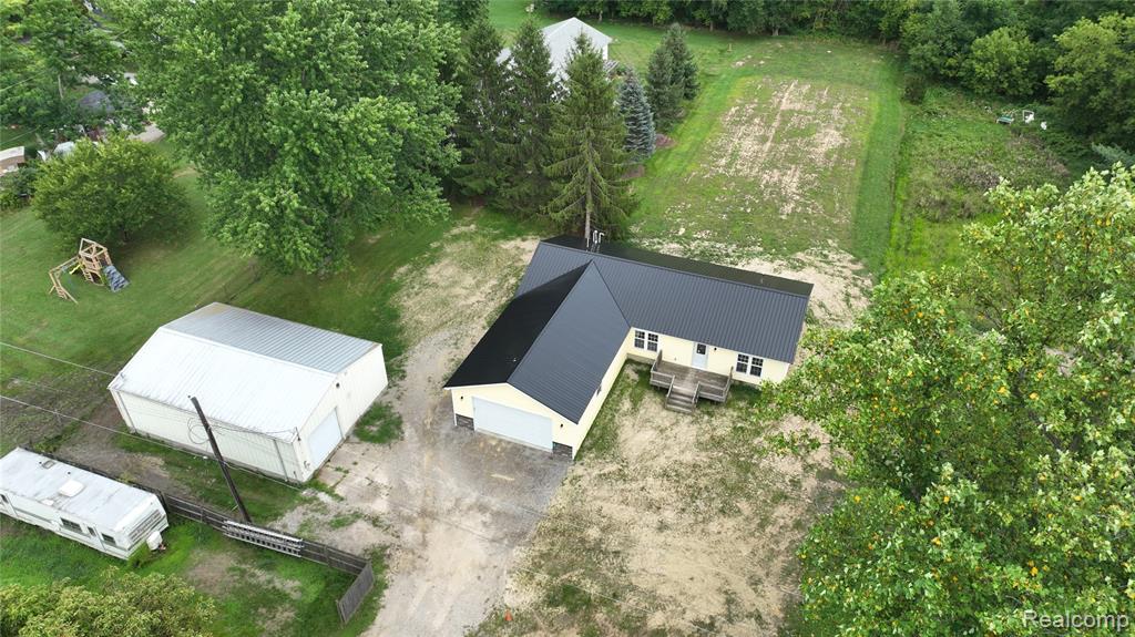 4071 South Mill Road Dryden, MI 48428 - Photo 1 of 37 Gallery Image 1