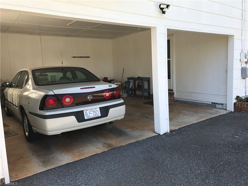 512 West R Gillespie Road Dobson, NC 27017 - Photo 5 of 14 Gallery Image 5