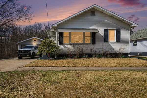 $190,000 | 329 Chippewa Street, Buchanan, MI 49107