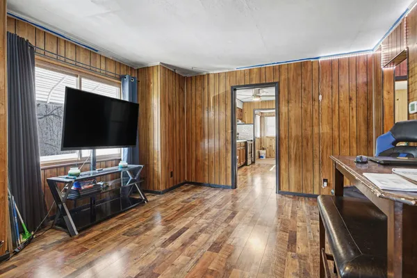 $190,000 | 329 Chippewa Street, Buchanan, MI 49107