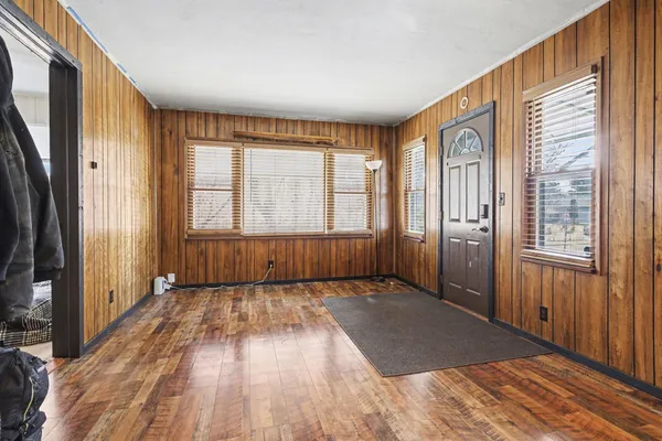 $190,000 | 329 Chippewa Street, Buchanan, MI 49107