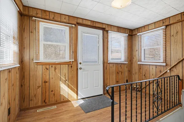 $190,000 | 329 Chippewa Street, Buchanan, MI 49107