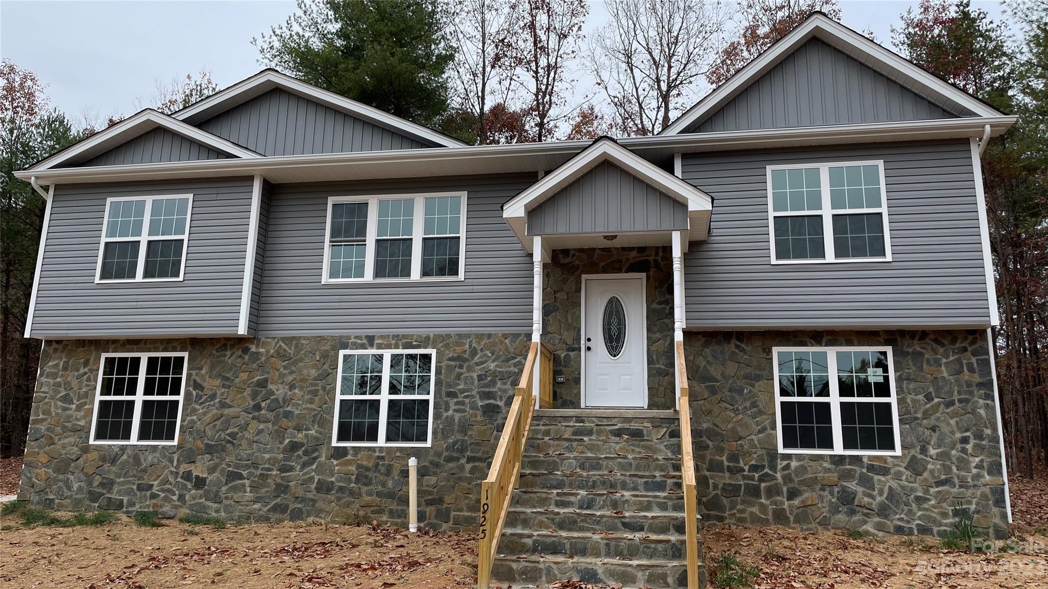 1925 Starcross Road Lenoir, NC 28645 - Photo 2 of 11 Gallery Image 2