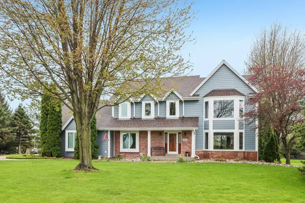 $734,900 | N53W26727 Arrowhead Drive, Lisbon, WI 53072