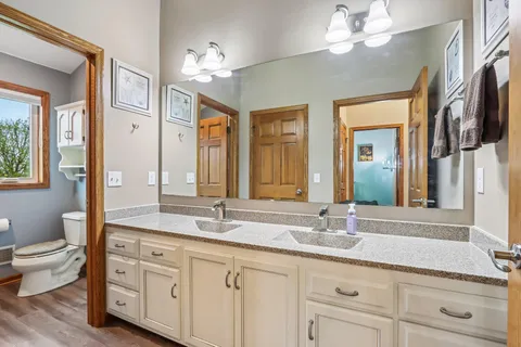 $734,900 | N53W26727 Arrowhead Drive, Lisbon, WI 53072