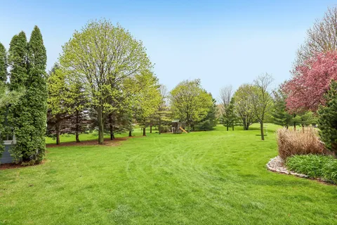 $734,900 | N53W26727 Arrowhead Drive, Lisbon, WI 53072