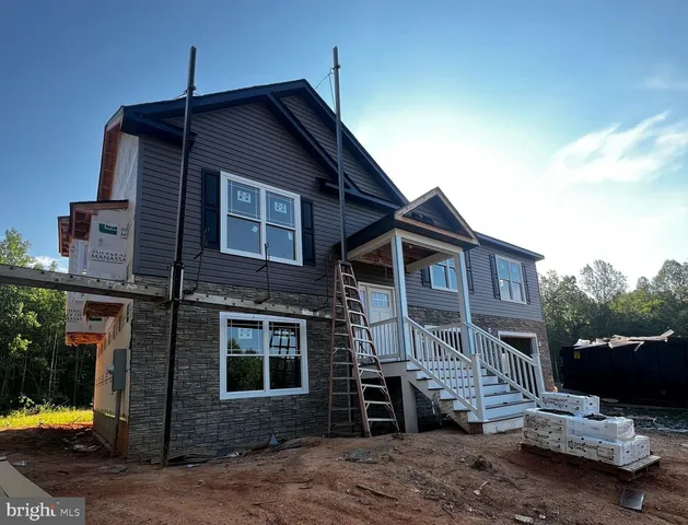 $555,000 | 28549 Eleys Frd Ford, Unit ELEYS, Richardsville, VA 22736