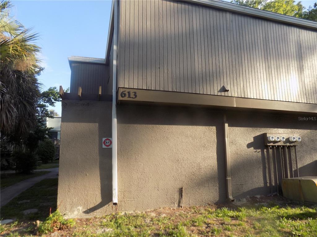 613 Southwest 75th Street, Unit 101 Gainesville, FL 32607 - Photo 3 of 27